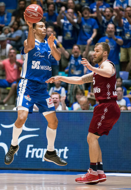 与大众对 与大众对