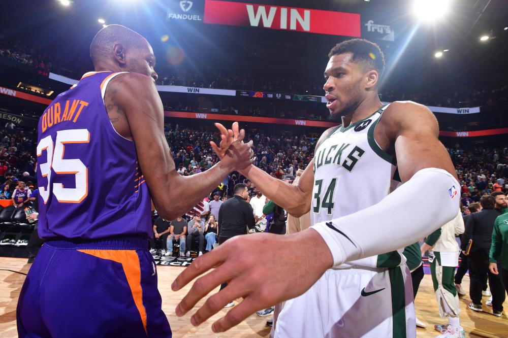 对热刺均有 对热刺均有