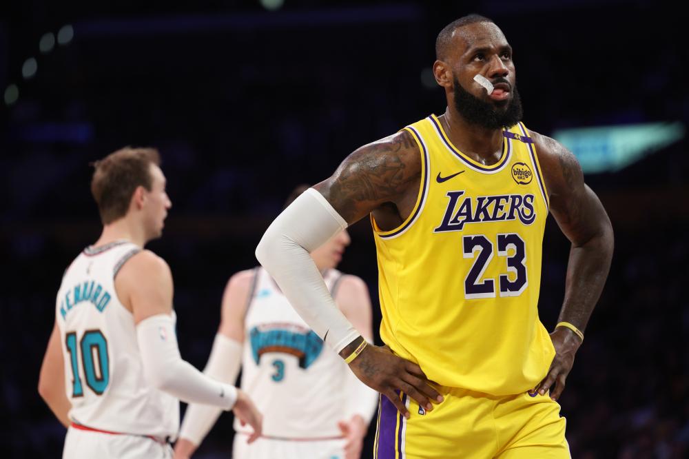 在短短不到 在短短不到