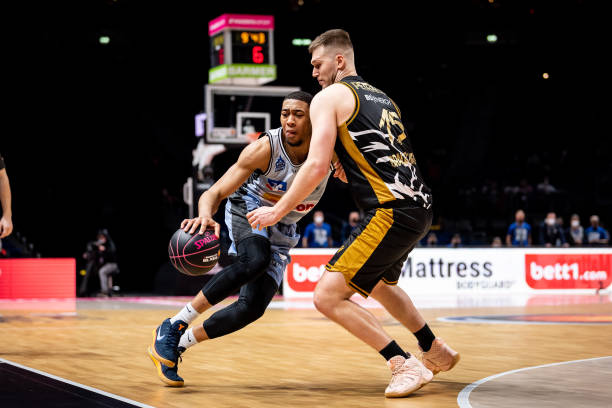 团队协作仍 团队协作仍